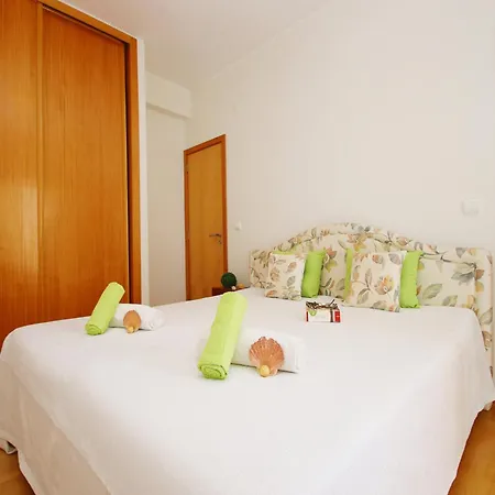 Apartment In Albufeira With Marina Views Албуфейра